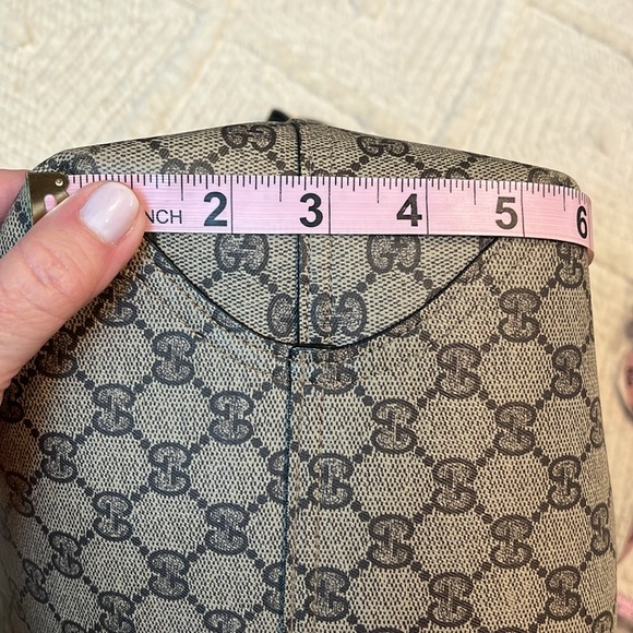 Extra large Gucci gg reversible tote - EUC - Picture 11 of 16
